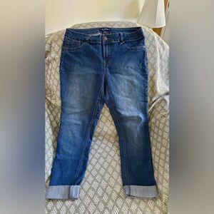 d. jeans Women's Blue Ankle & Cropped Jeans